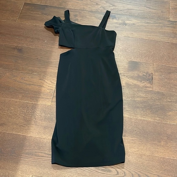JAY Godfrey Black Women’s Dress With Cutout Size 6 - Picture 1 of 5